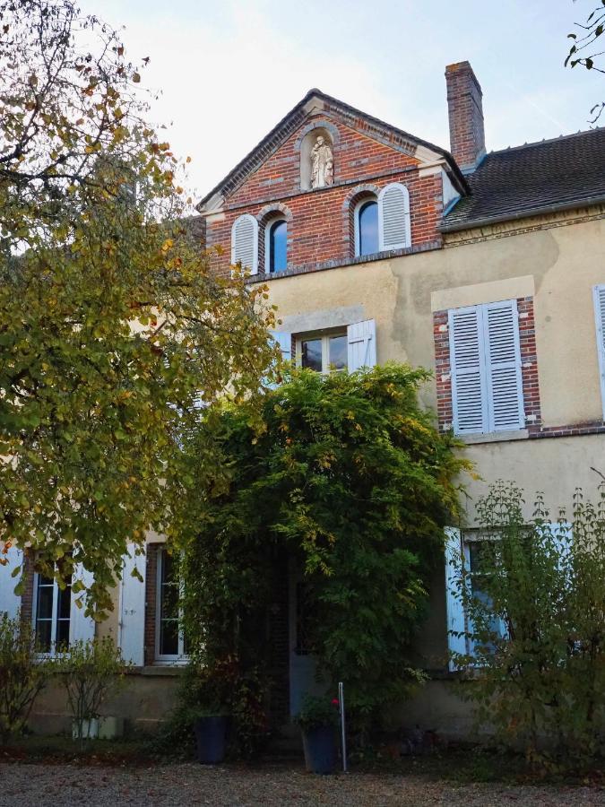 La Demeure D'Othe Bed & Breakfast Sormery ภายนอก รูปภาพ