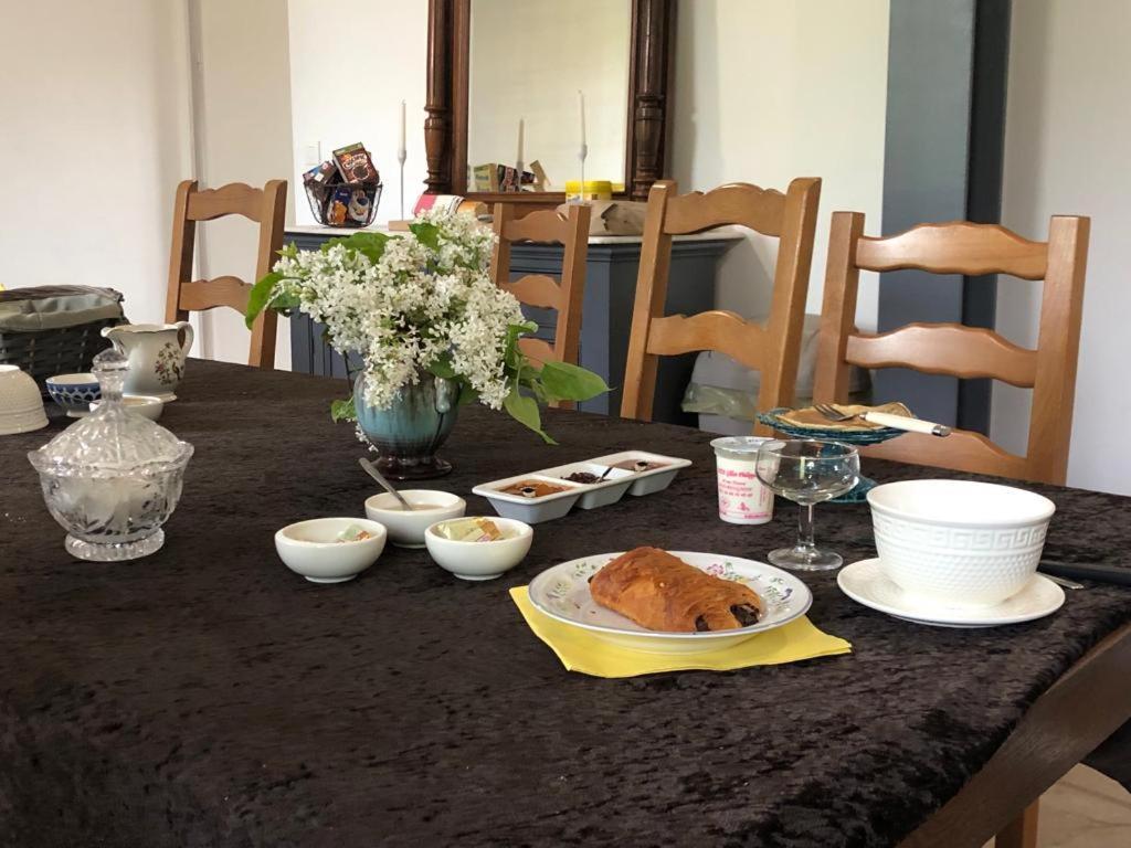 La Demeure D'Othe Bed & Breakfast Sormery ภายนอก รูปภาพ