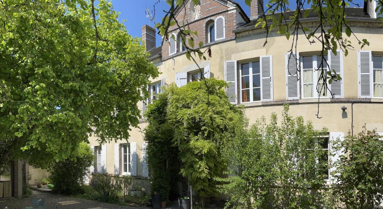 La Demeure D'Othe Bed & Breakfast Sormery ภายนอก รูปภาพ
